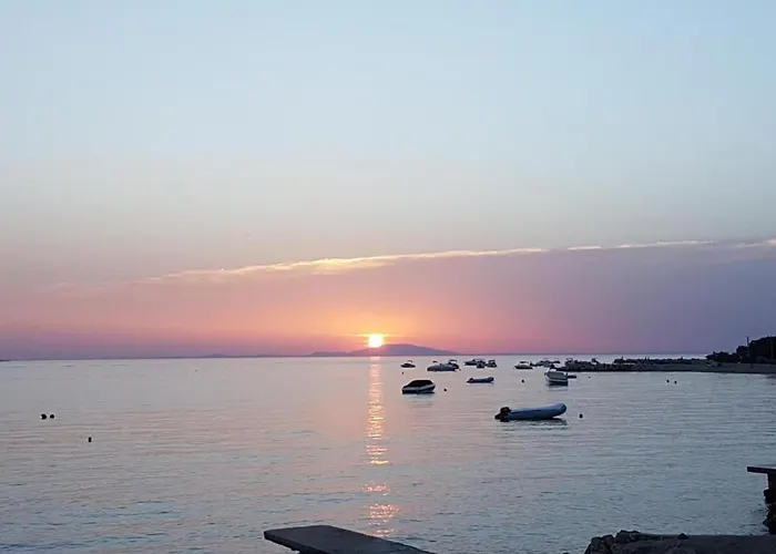 Charming In With Pool Апартаменты